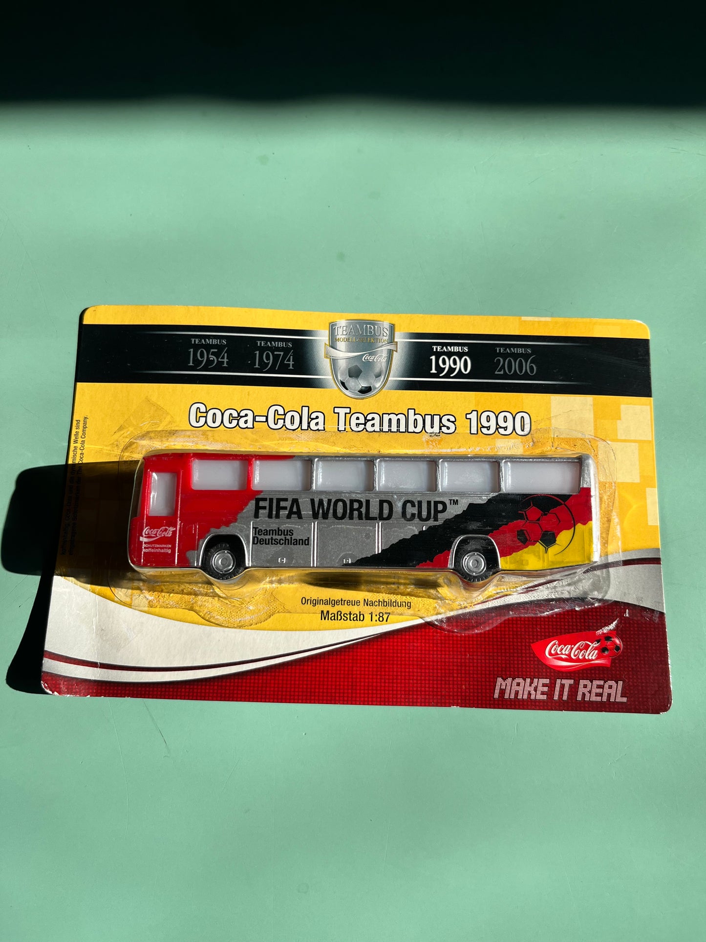 Coca-Cola fifa world cup team bus 1990