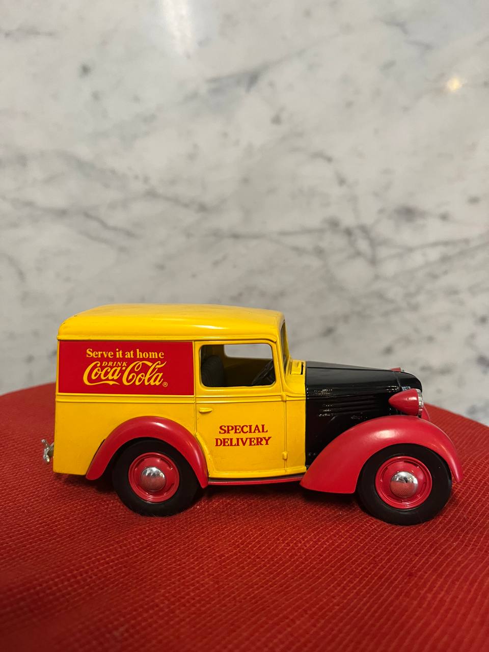 Coca-Cola 1938 American Bantam Delivery Van